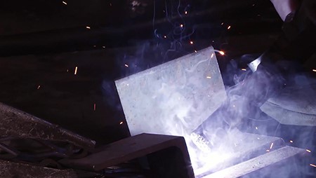 硬質(zhì)合金焊接會産(chǎn)生裂紋是什麽原因